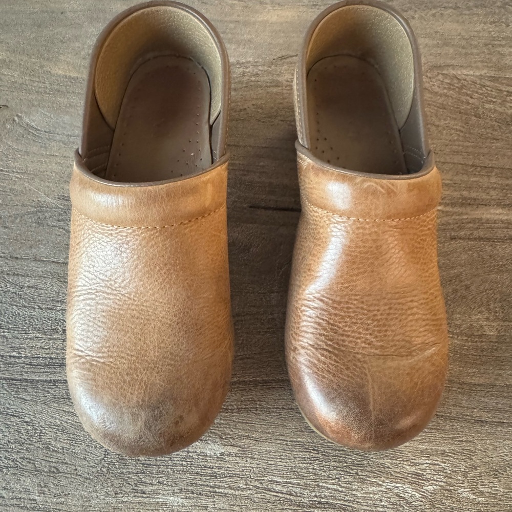 Dansko Women's Clogs Size 38